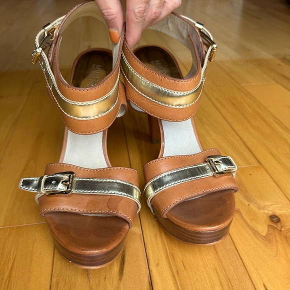 Grace Ankle strap by Micheal Kors - Picture 2 of 5